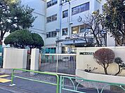 世田谷区立瀬田中学校 徒歩8分。 600m