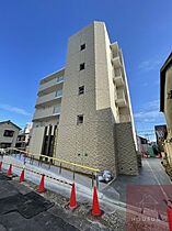 ホープ ファミリア  ｜ 大阪府大阪市淀川区西三国3丁目（賃貸マンション2LDK・1階・60.75㎡） その1