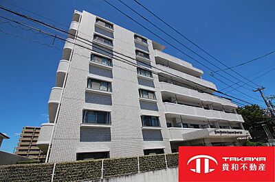 外観：オートロック・宅配ボックスのあるマンション