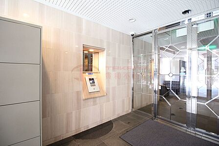 オートロックが不審者の侵入をブロック
