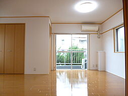 第２リバーサイド荻窪 203 2階1DKのリビング/ダイニング