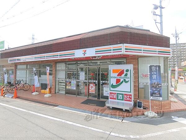 画像22:セブンイレブン　枚方牧野駅西口店まで350メートル
