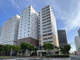 KDXレジデンス南草津  ｜ 滋賀県草津市南草津1丁目（賃貸マンション1K・13階・28.00㎡） その1