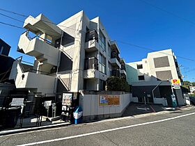 ホワイエ甲子園  ｜ 兵庫県西宮市甲子園口２丁目（賃貸マンション1K・1階・18.00㎡） その1