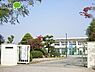 周辺：岡崎市立六名小学校 419m