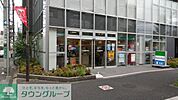 ファミリーマート南浦和西口 徒歩3分。 190m