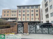本町小学校 徒歩6分。 450m