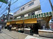フレッシュ市場マルフク浦和東口店 徒歩8分。 620m