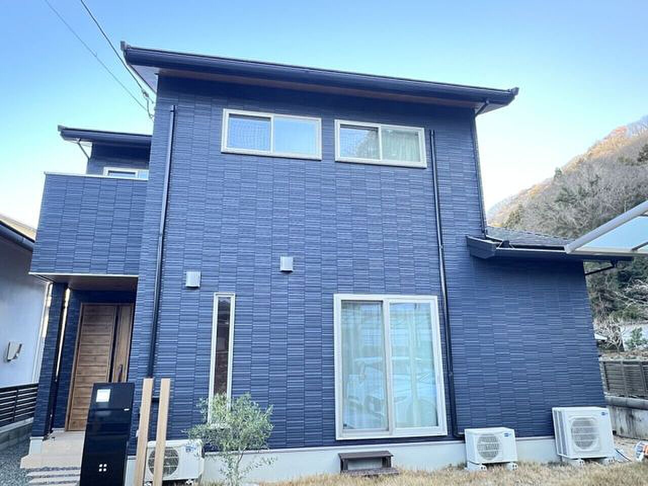 Used detached house · 4LDK in Onomichi, Hiroshima &mdash; photo 2