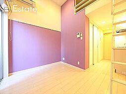 Housing Complex T2 2階1Kのリビング/ダイニング