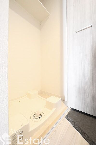 画像28:洗濯機置場