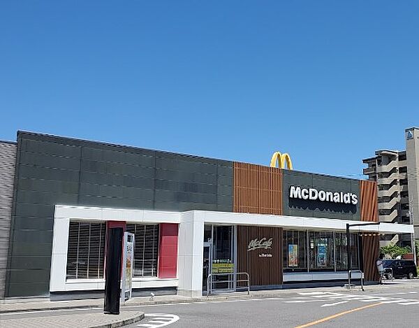 画像20:【ファーストフード】マクドナルド宇多津店まで706ｍ