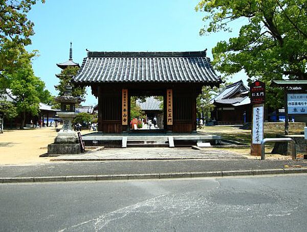 画像28:【寺院・神社】70番札所　本山寺まで588ｍ