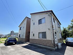 エスパシオTres 102 ｜ 静岡県沼津市大岡1636-10（賃貸アパート1LDK・1階・45.00㎡） その1