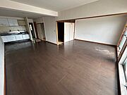 広いリビングが魅力です。家具などの配置もしやすいです。