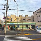 ファミリーマート 高井田本通店（673m）