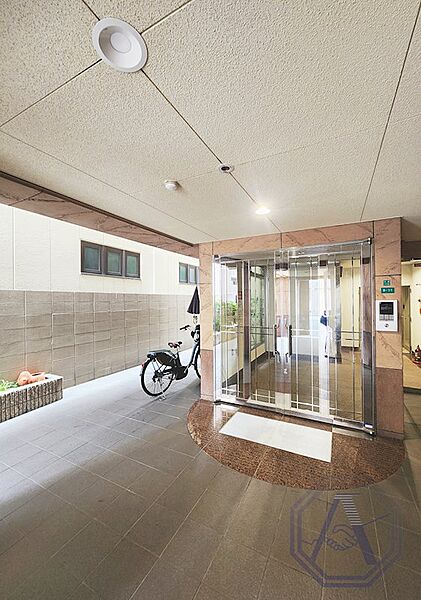 建物エントランス