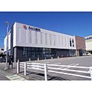 銀行「八十二銀行岡谷支店まで1854ｍ」