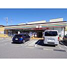 コンビニ「セブンイレブン岡谷長地店まで740ｍ」