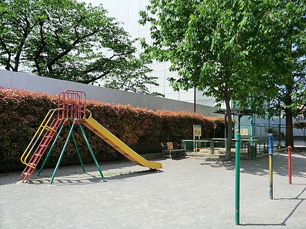 画像19:【公園】南麻布二丁目児童遊園まで157ｍ