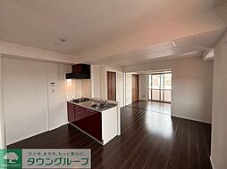 ヴィクトリア（ＶＩＣＴＯＲＩＡ） 106 1階1LDKのリビング/ダイニング