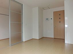 アゼリア 102 1階1DKのリビング/ダイニング