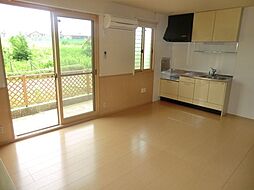 オリーブガーデンＣ A202 2階2LDKのリビング/ダイニング