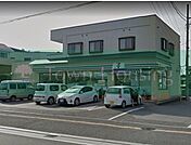 セブンイレブン滝不動駅前店 徒歩7分。コンビニ 530m