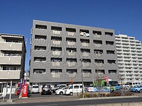 アーバンウィンズ3 502 ｜ 埼玉県三郷市中央1丁目17番地8（賃貸マンション1DK・5階・35.43㎡） その1