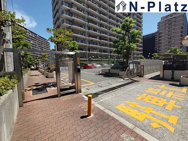 駐車場を拡大表示