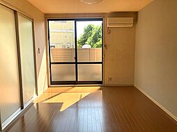 居間