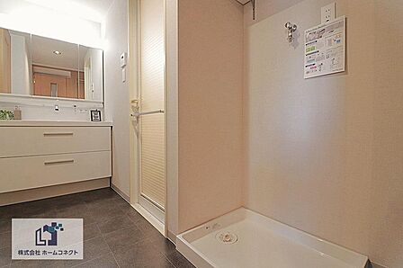 洗面化粧台新調