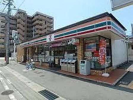 セブンイレブン加古川長砂店 430m