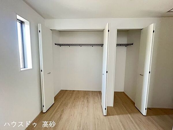寝室を拡大表示