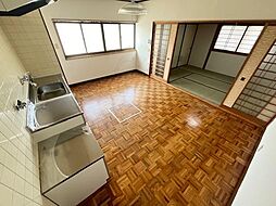 居間