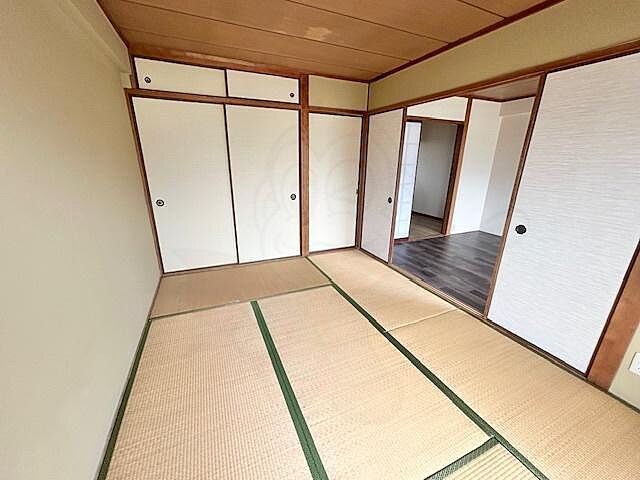 寝室