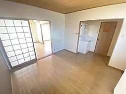 居間