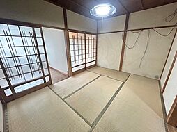 居間