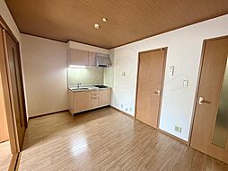 リビングタウン南八木 105 1階1DKのリビング/ダイニング