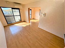 近鉄大阪線 大和八木駅 徒歩8分の賃貸マンション 4階1LDKのリビング/ダイニング