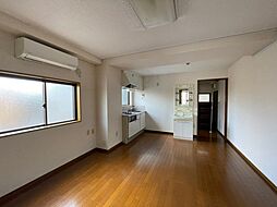 居間