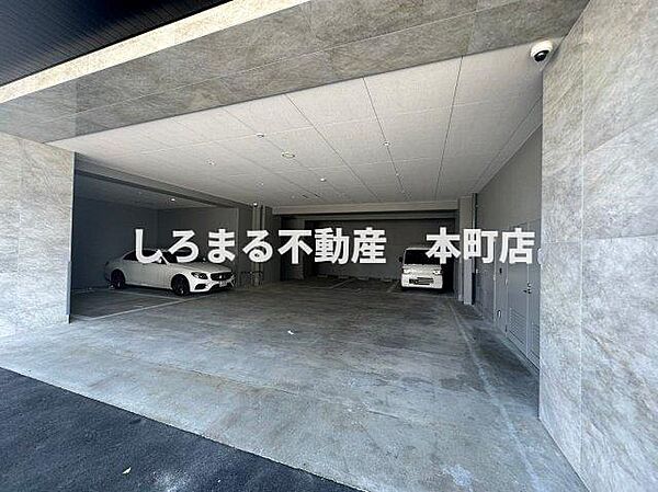 画像17:駐車場