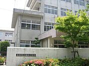 高砂市立高砂小学校（889m）