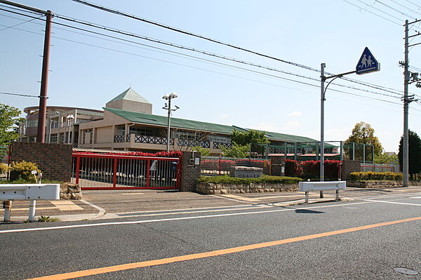 画像18:加古川市立別府西小学校（1010m）
