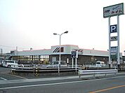 マルアイ 一色店（1049m）