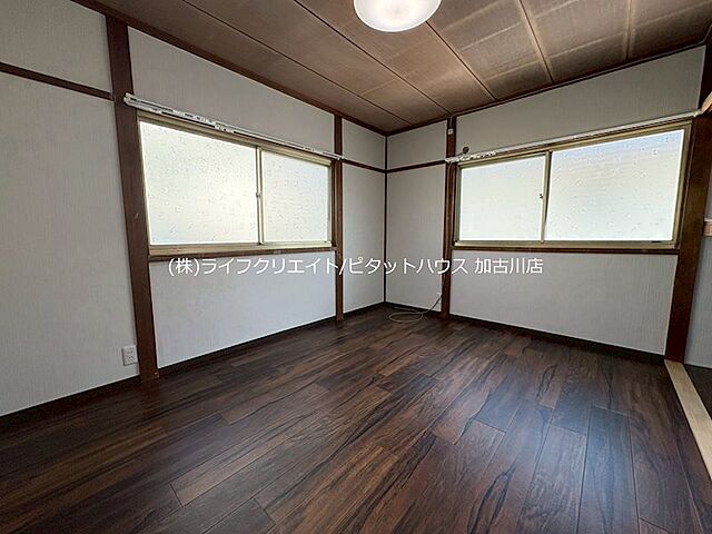 寝室