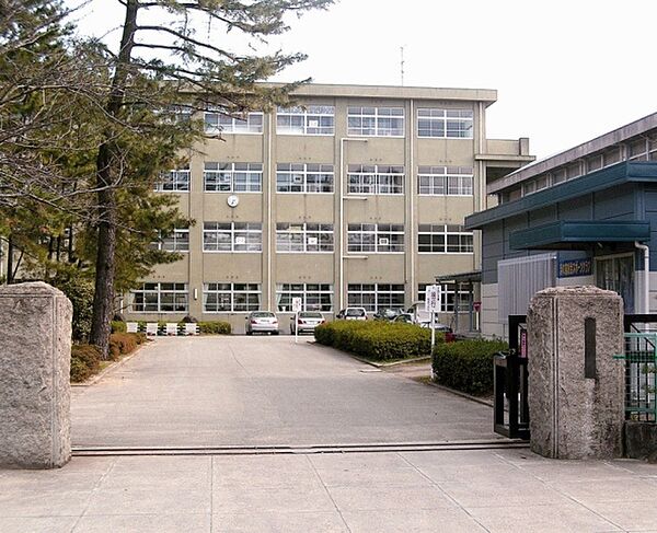 画像15:加古川市立浜の宮小学校（1083m）