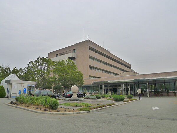 画像16:栄宏会小野病院（267m）