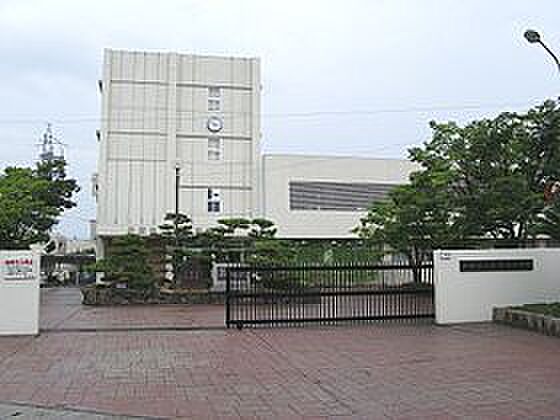 画像23:兵庫県立高砂高校（355m）