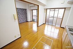 居間